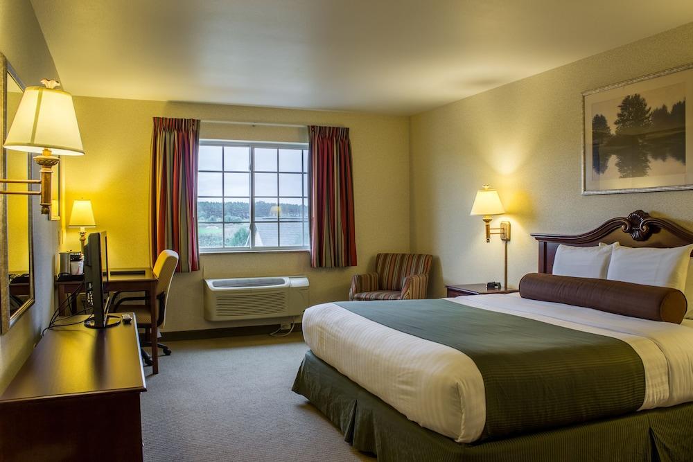 Boarders Inn & Suites By Cobblestone Hotels - Shawano エクステリア 写真