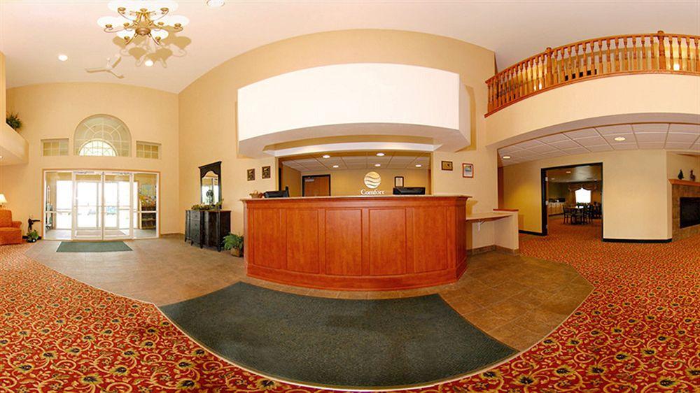 Boarders Inn & Suites By Cobblestone Hotels - Shawano エクステリア 写真