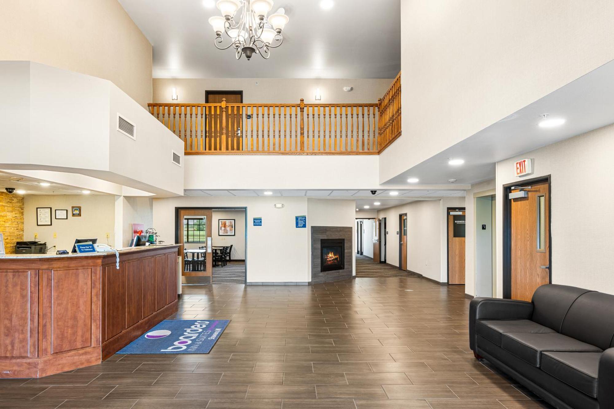 Boarders Inn & Suites By Cobblestone Hotels - Shawano エクステリア 写真