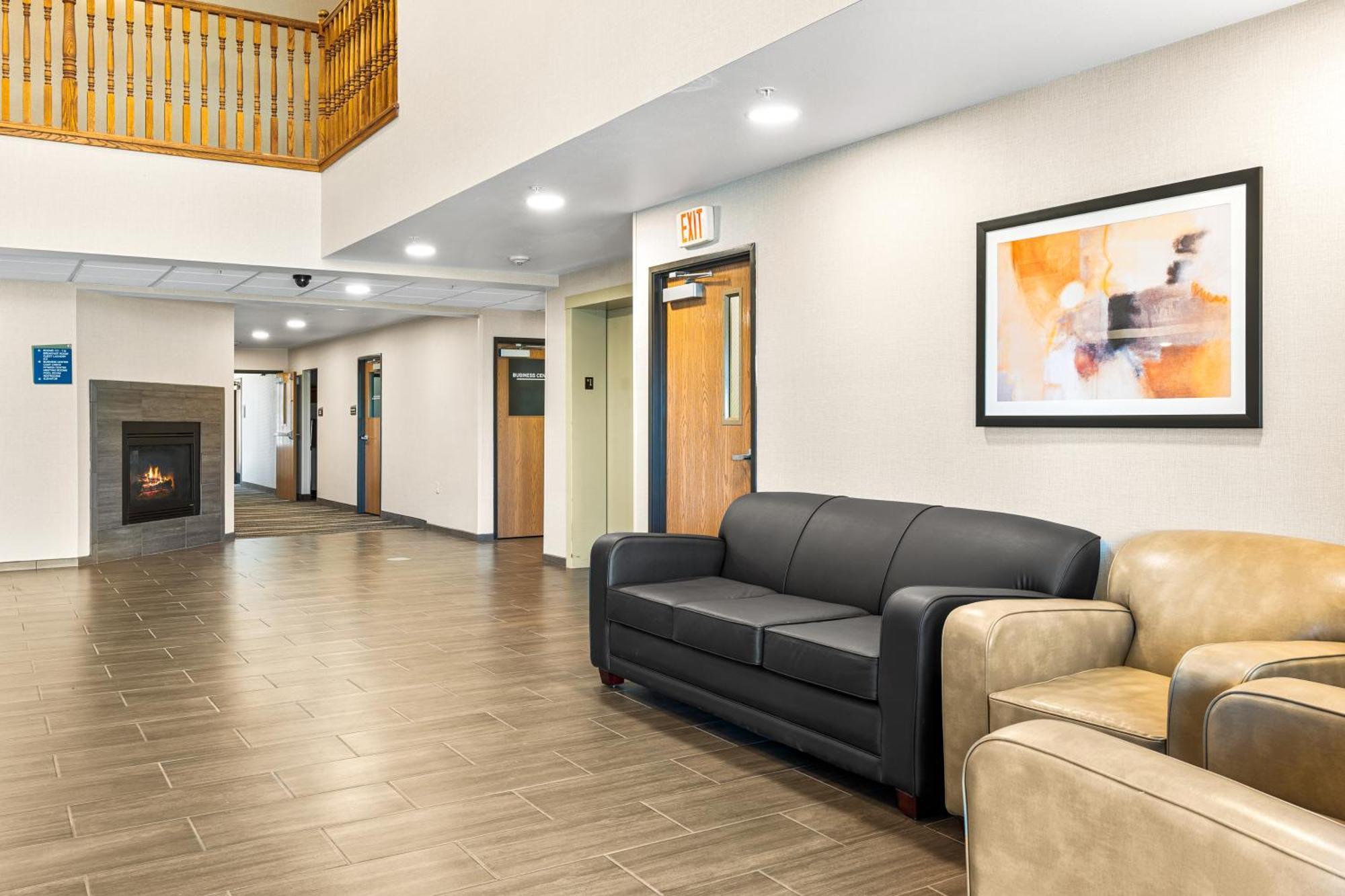 Boarders Inn & Suites By Cobblestone Hotels - Shawano エクステリア 写真