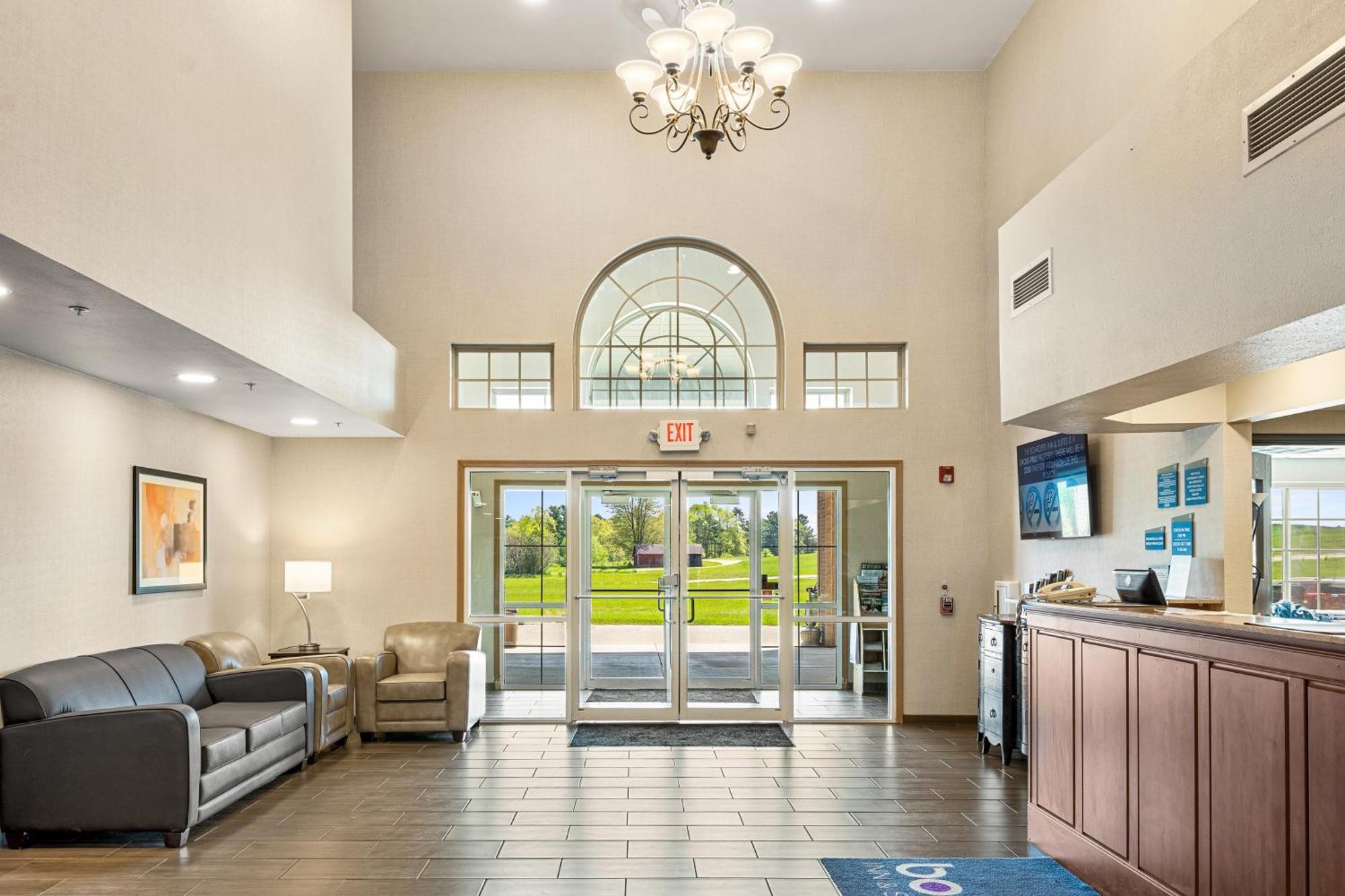Boarders Inn & Suites By Cobblestone Hotels - Shawano エクステリア 写真
