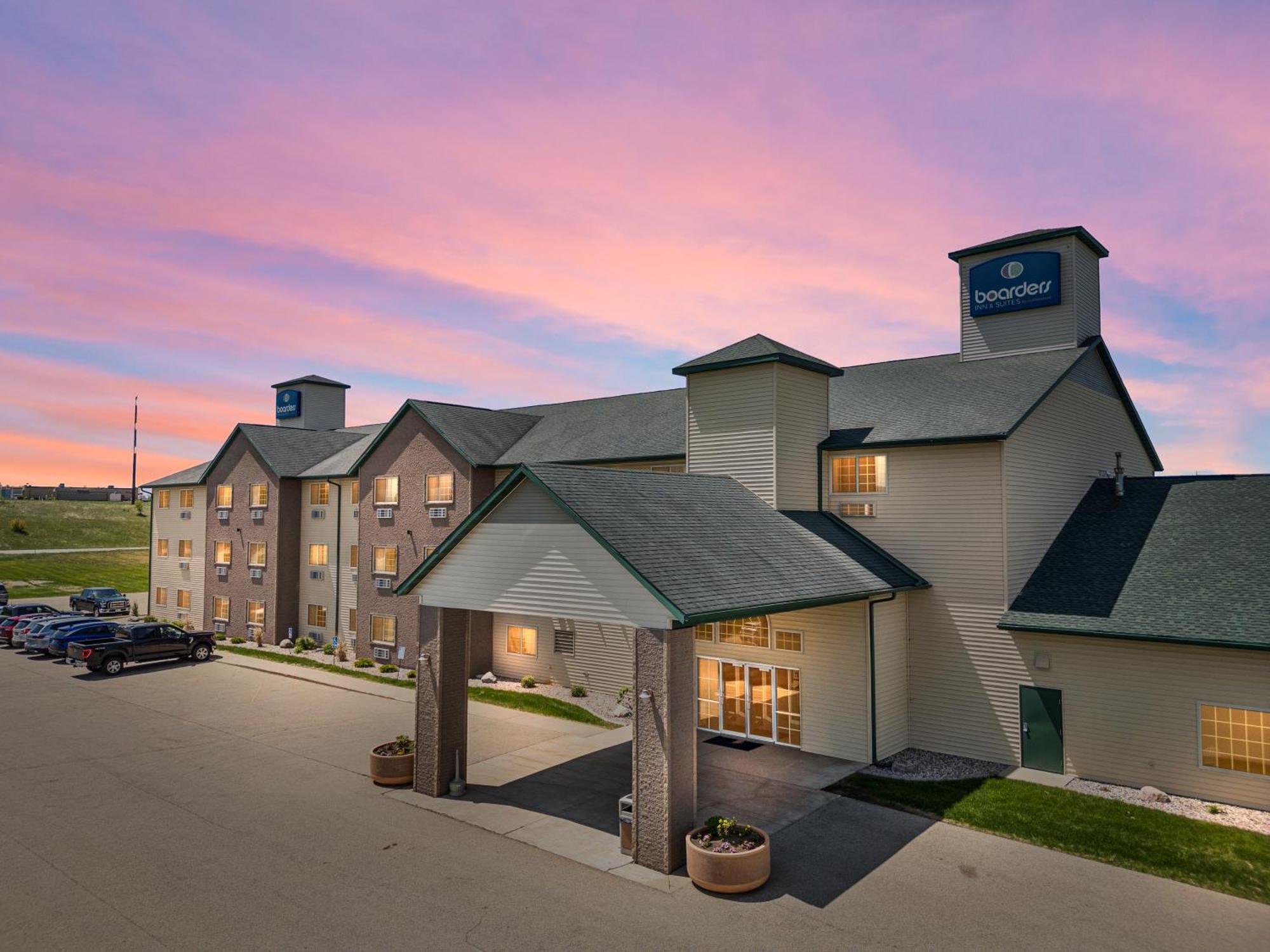 Boarders Inn & Suites By Cobblestone Hotels - Shawano エクステリア 写真